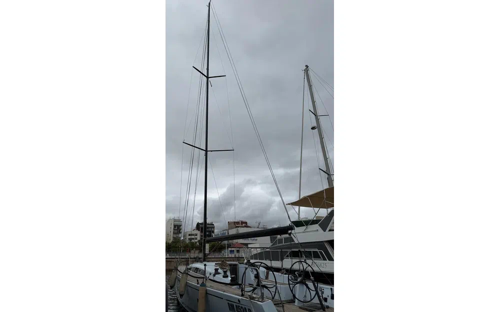 slider 6 Sly Yachts 47 AVIS