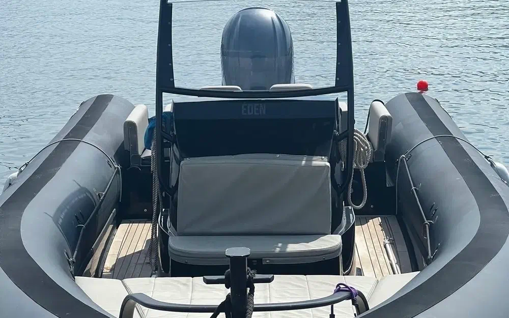 slider 8 Sea Water Phantom 300