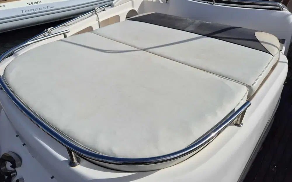 slider 14 Windy 40 Bora