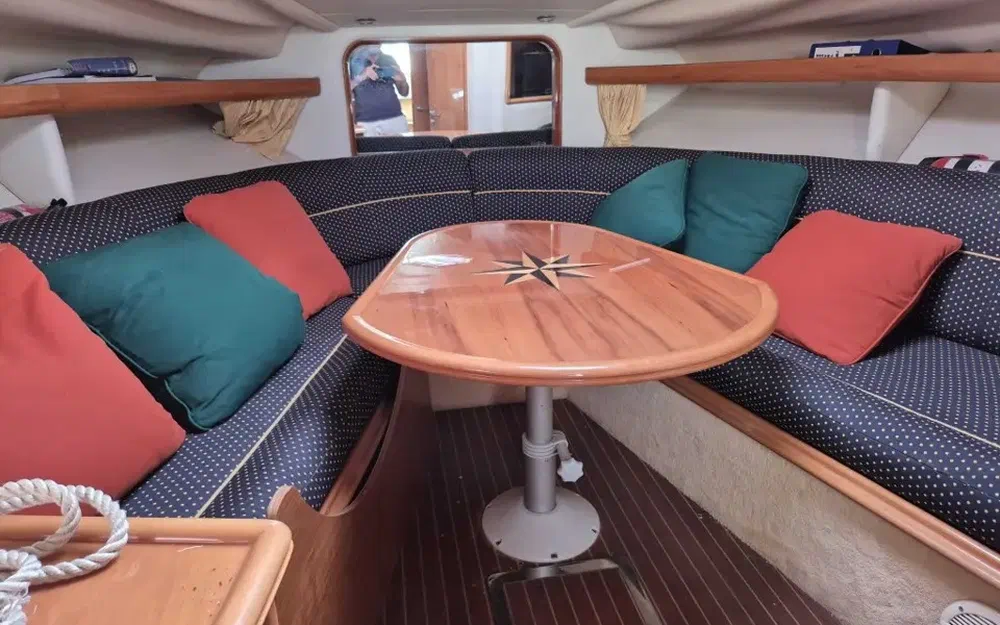 slider 17 Windy 40 Bora