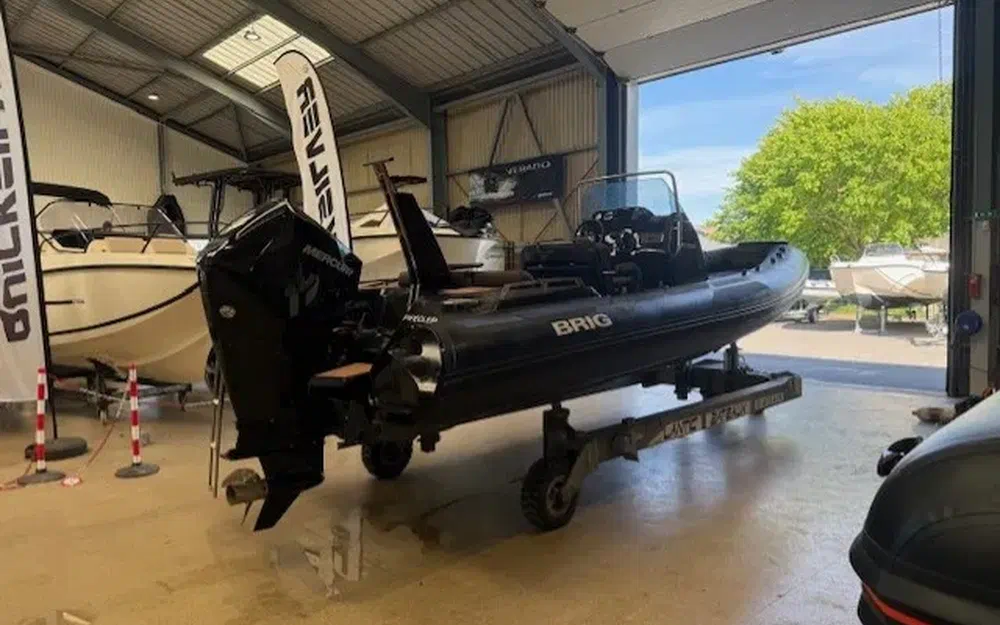 slider 9 Brig Eagle 6.7