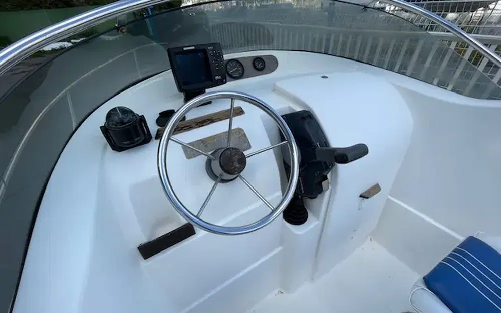 slider 9 B2 Marine Cap Ferret 502 Cabin Cruiser Swing