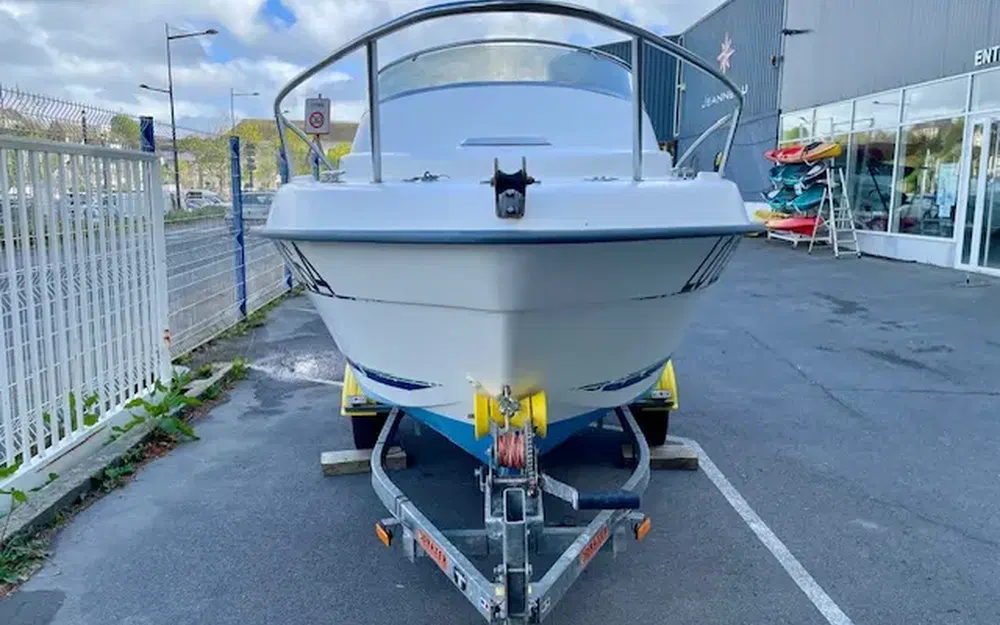 slider 5 B2 Marine Cap Ferret 502 Cabin Cruiser Swing