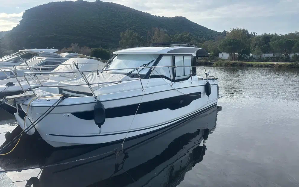 slider 1 Jeanneau Merry Fisher 895 Serie 2