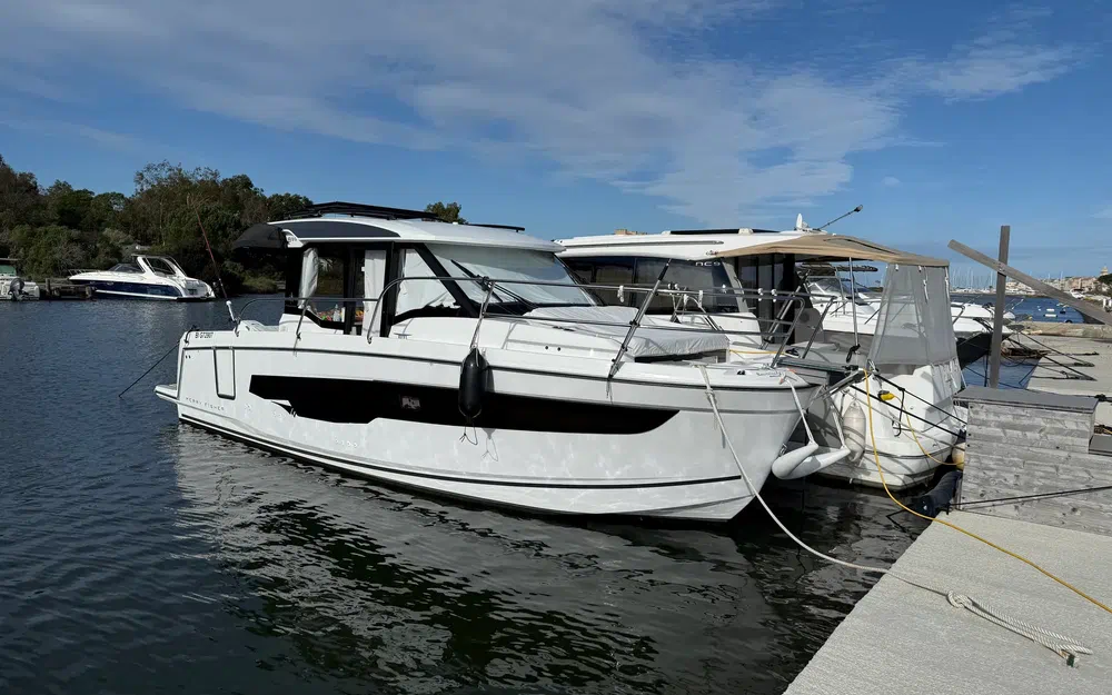 slider 2 Jeanneau Merry Fisher 895 Serie 2