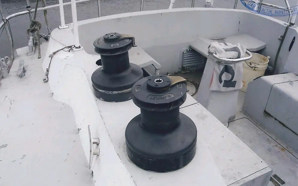 slider 16 Chantier Bazan Espagne BAZAN 57 LICOR 43