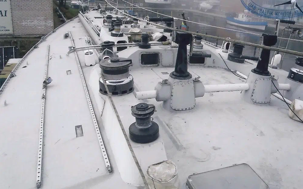 slider 24 Chantier Bazan Espagne BAZAN 57 LICOR 43