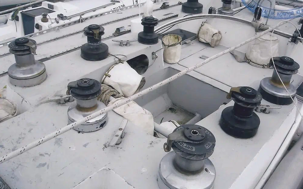 slider 27 Chantier Bazan Espagne BAZAN 57 LICOR 43