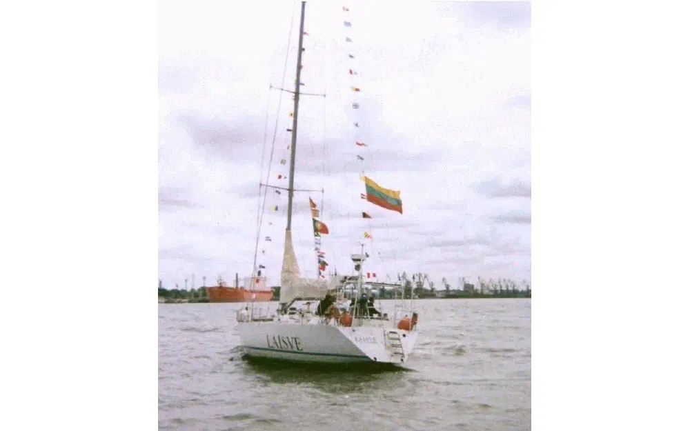 slider 1 Chantier Bazan Espagne BAZAN 57 LICOR 43