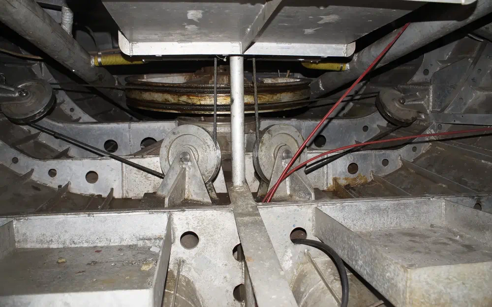 slider 31 Chantier Bazan Espagne BAZAN 57 LICOR 43