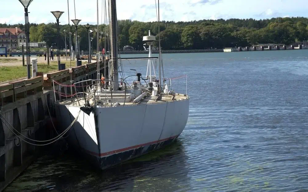 slider 3 Chantier Bazan Espagne BAZAN 57 LICOR 43