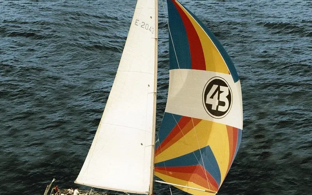 slider 4 Chantier Bazan Espagne BAZAN 57 LICOR 43