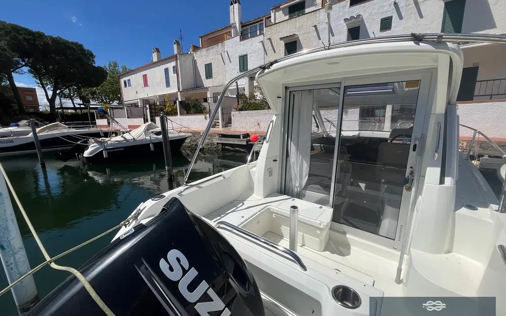 slider 9 Beneteau Antares 7 OB