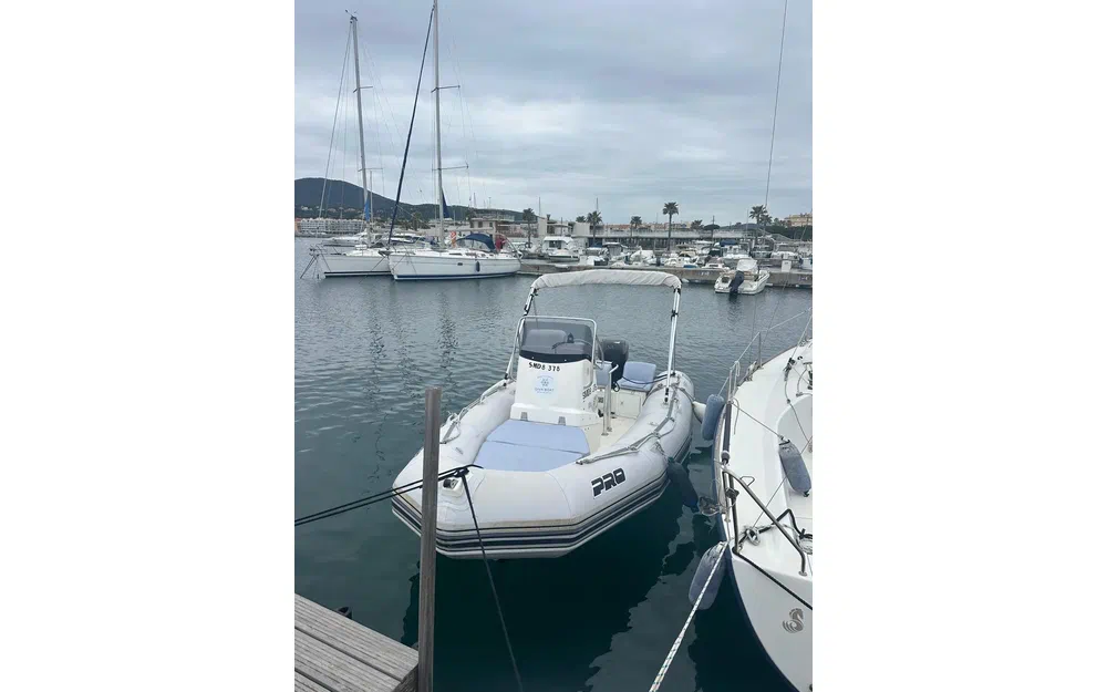 slider 11 Zodiac Pro Open 550