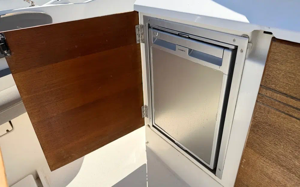 slider 10 Beneteau Flyer 850 Sun Deck