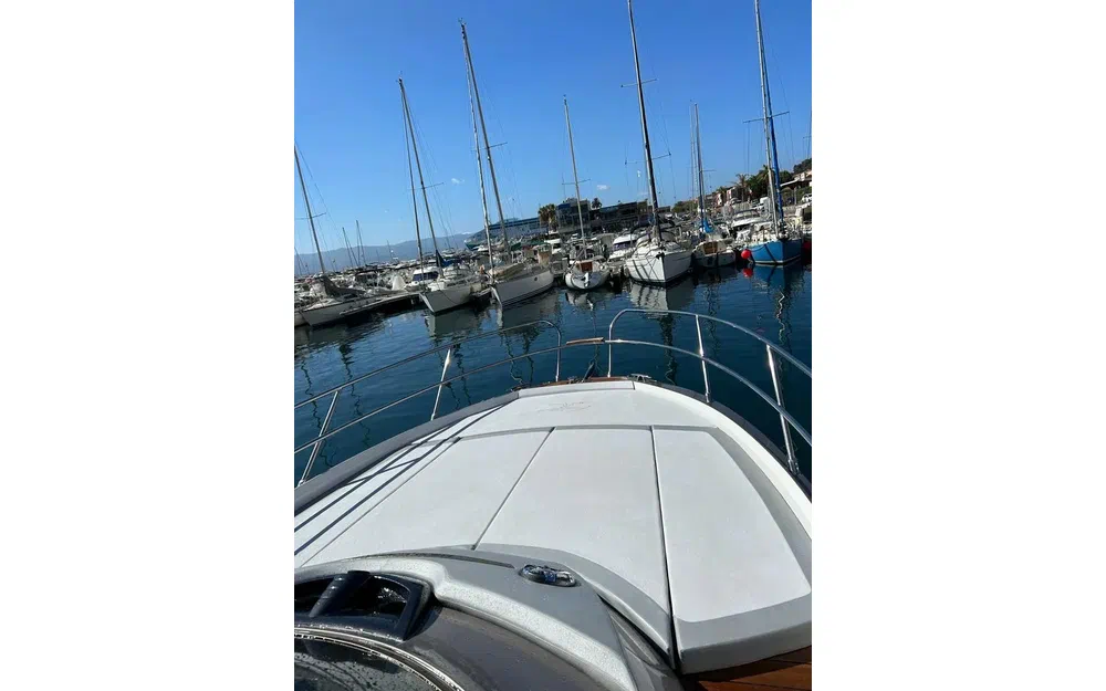 slider 5 Sessa Marine Key Largo 40