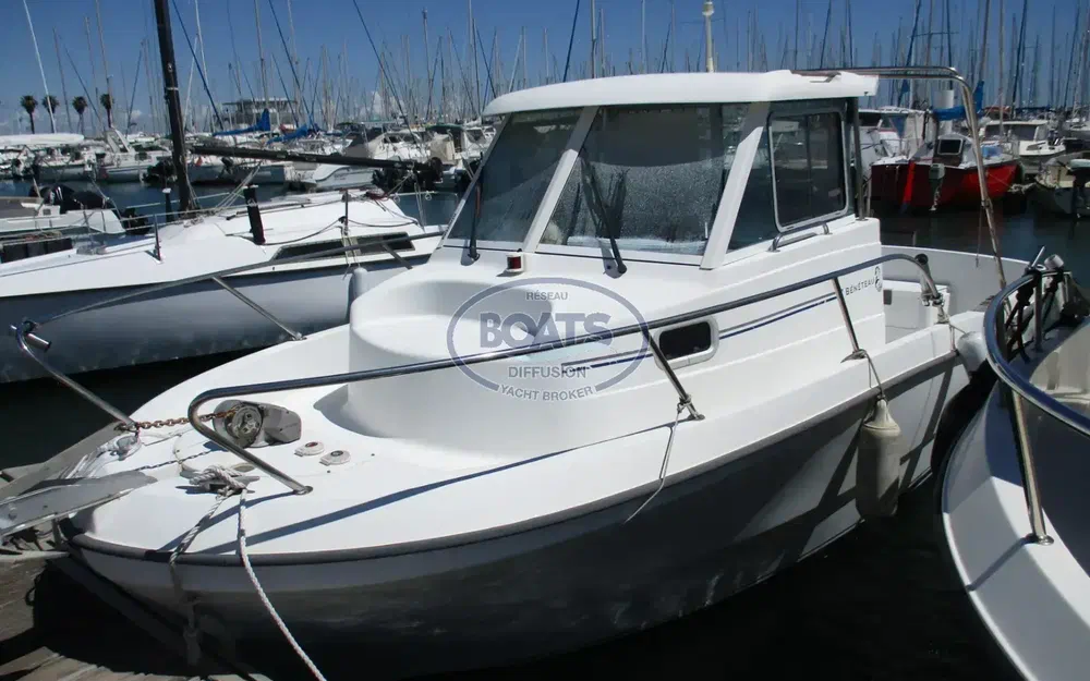 slider 12 Beneteau Antares 620