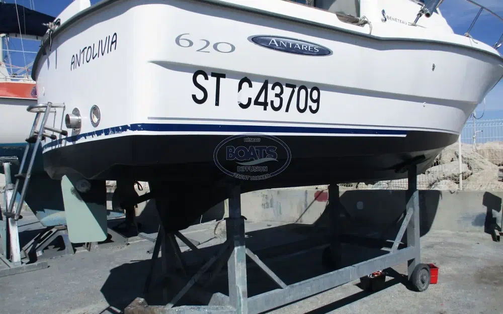 slider 2 Beneteau Antares 620
