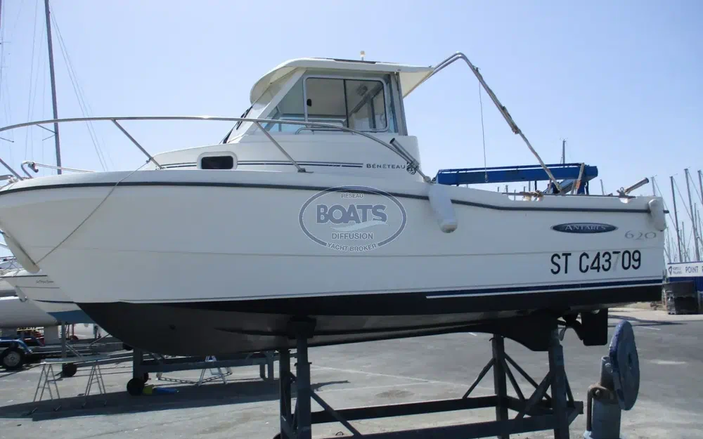 slider 5 Beneteau Antares 620