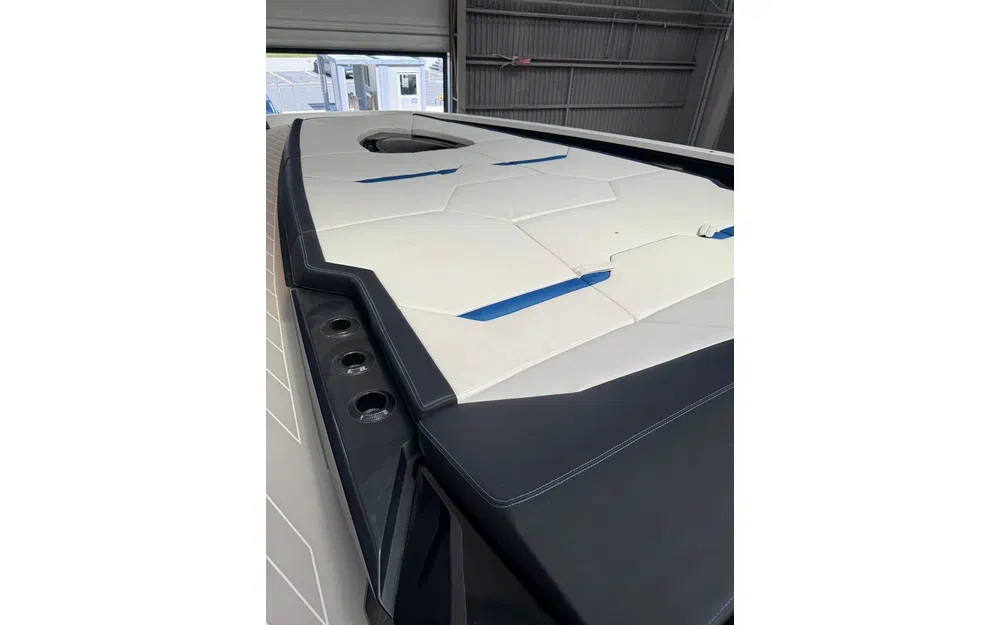 slider 9 Tecnomar Lamborghini 63