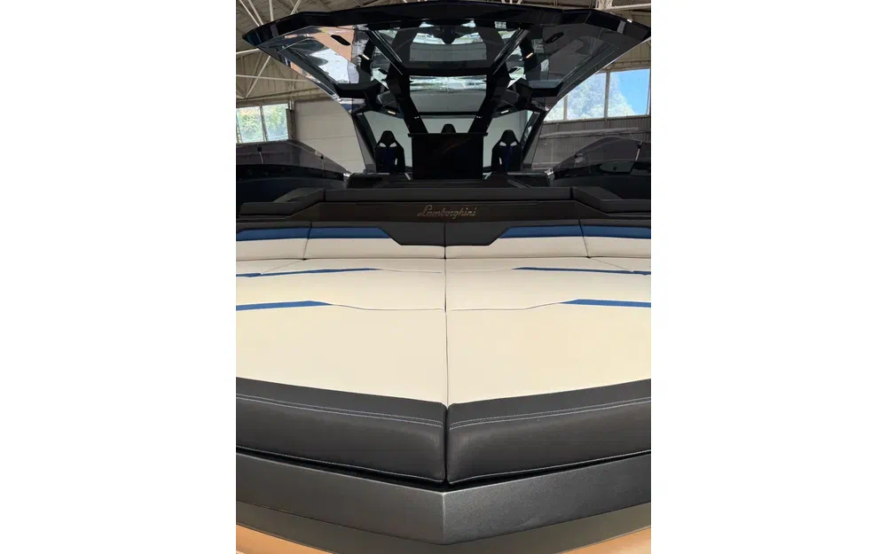 slider 1 Tecnomar Lamborghini 63