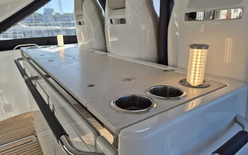 slider 22 Jeanneau DB 37