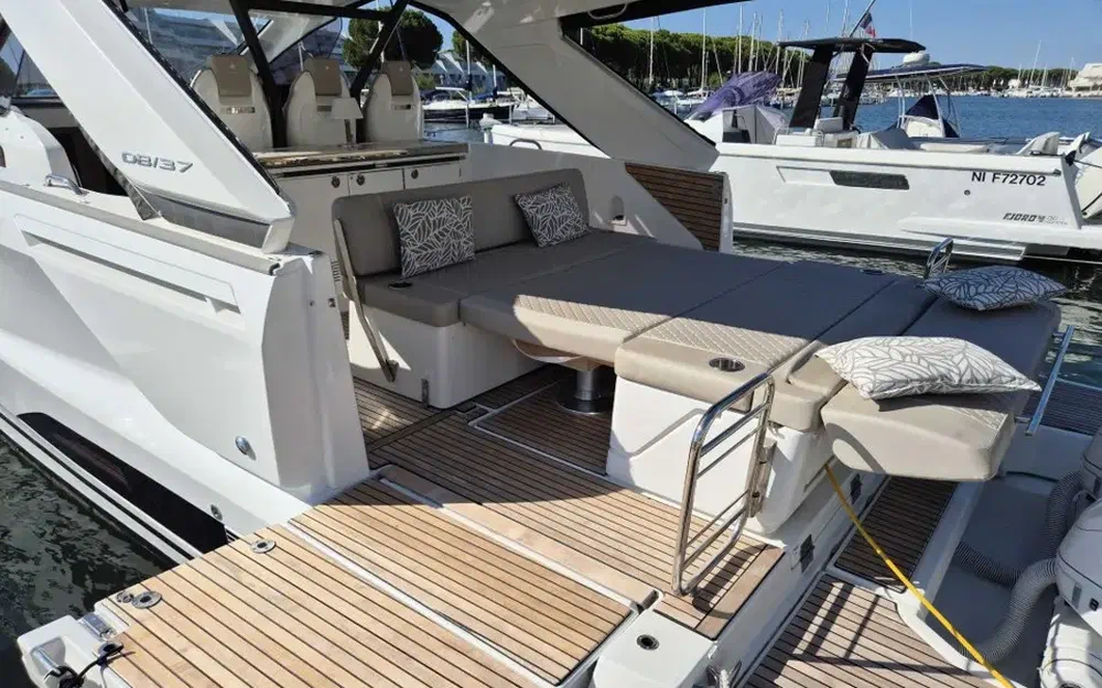 slider 27 Jeanneau DB 37