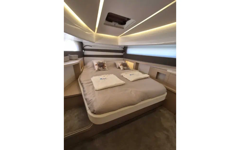 slider 28 Jeanneau DB 37