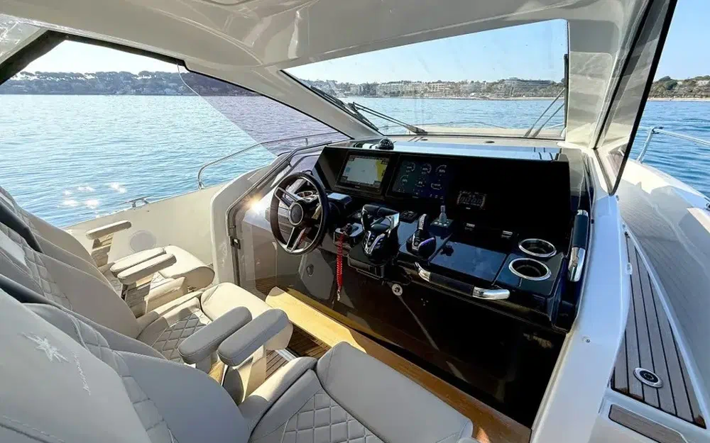 slider 7 Jeanneau DB 37