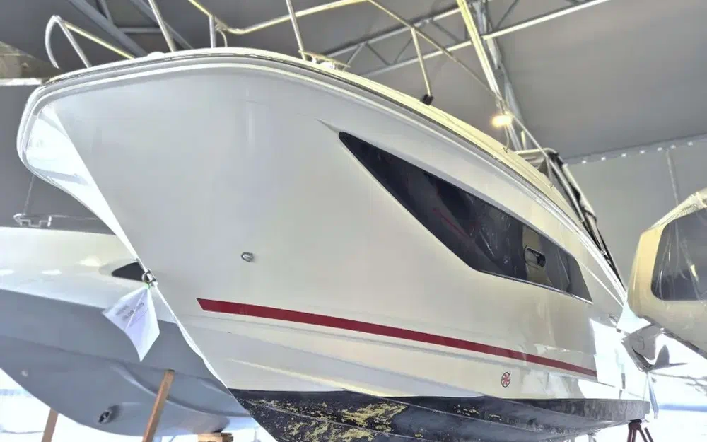 slider 1 Sea Ray 320 Sundancer