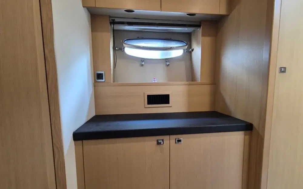 slider 33 Princess V42