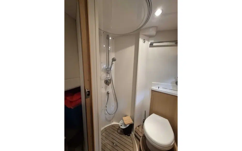 slider 38 Princess V42