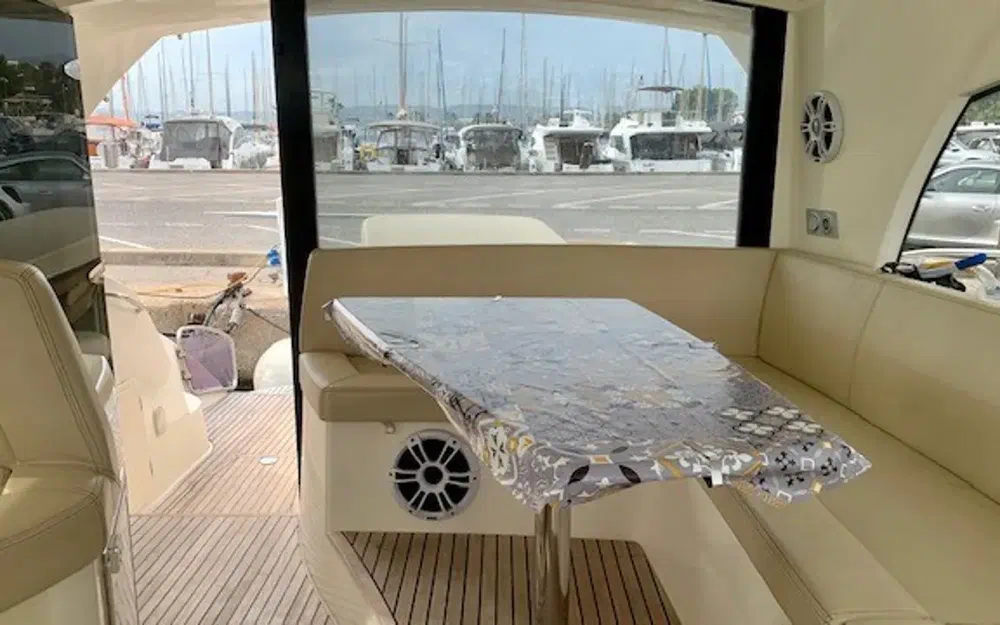 slider 8 Jeanneau Prestige 42 S