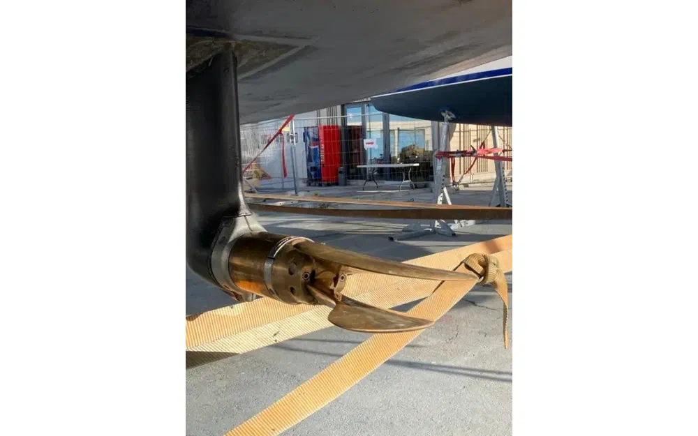 slider 27 Dufour 380 Grand Large