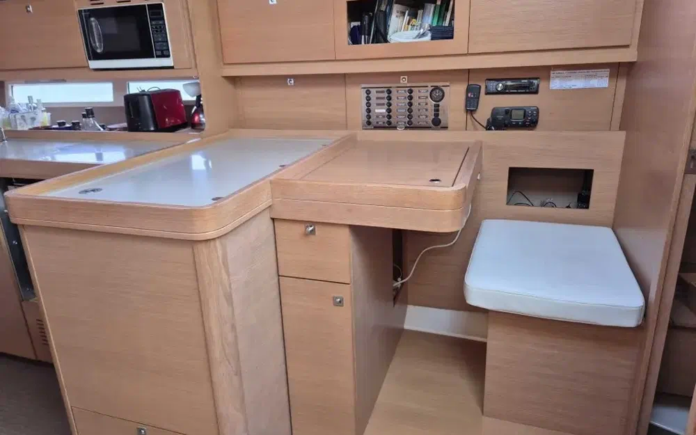 slider 3 Dufour 380 Grand Large