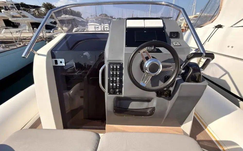 slider 14 Capelli Tempest 40