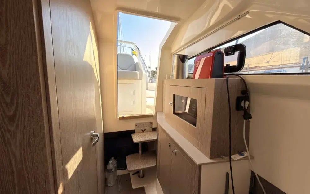 slider 20 Capelli Tempest 40