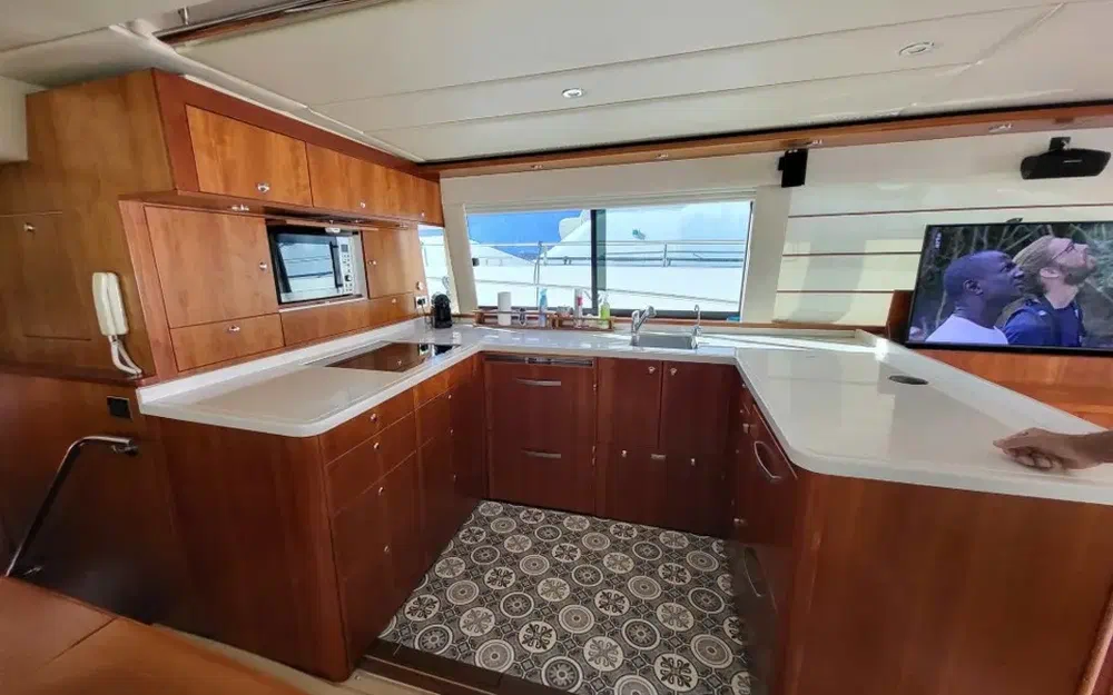 slider 18 Riviera 58 Open Flybridge