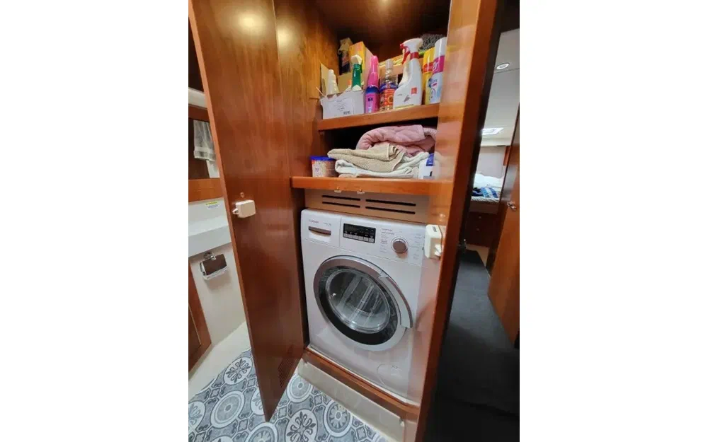 slider 25 Riviera 58 Open Flybridge