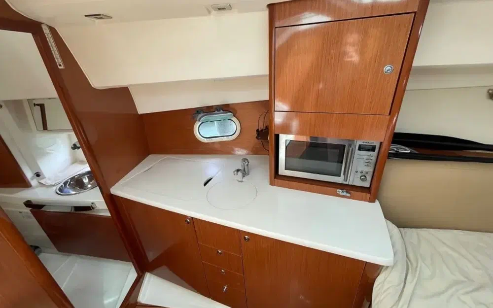 slider 12 Jeanneau Prestige 30 S