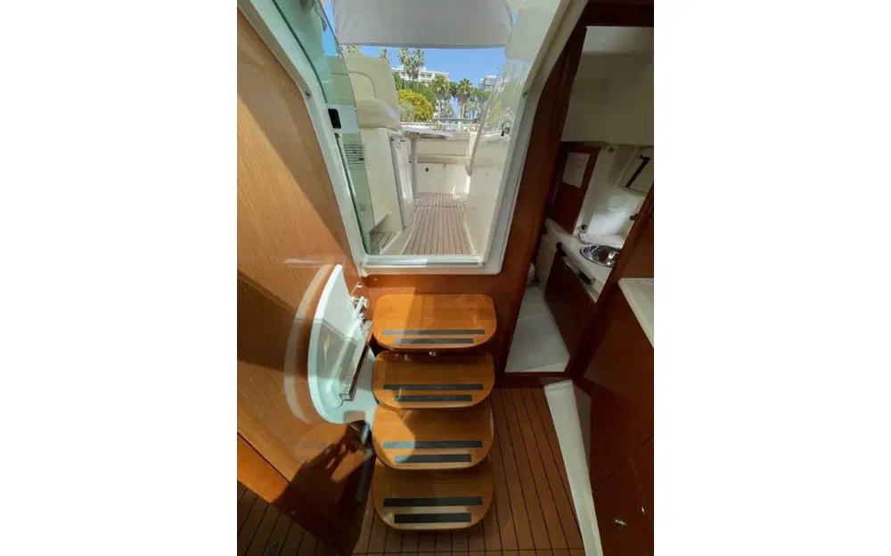 slider 14 Jeanneau Prestige 30 S