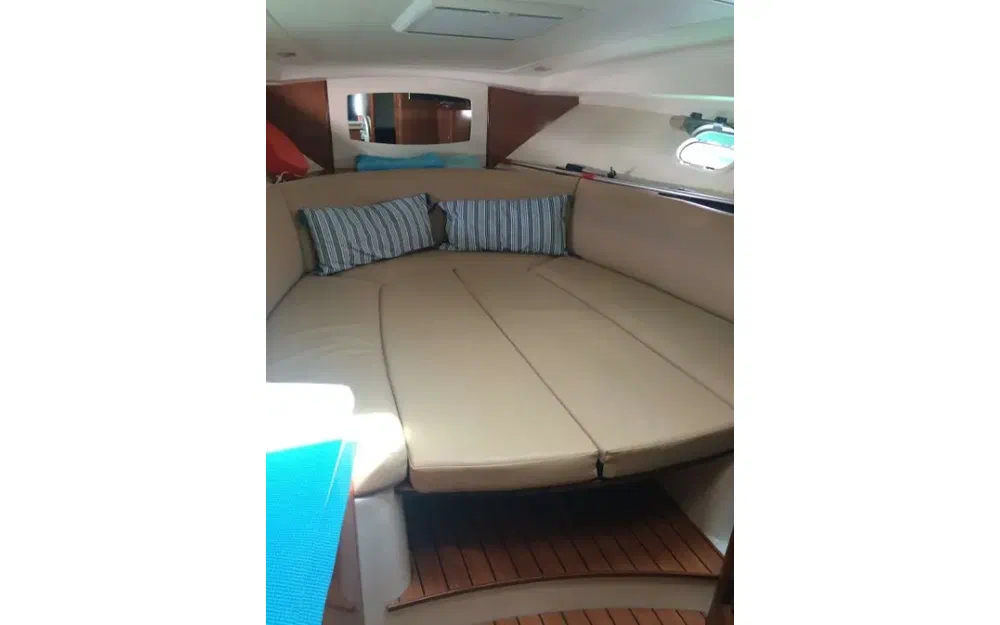 slider 17 Jeanneau Prestige 30 S