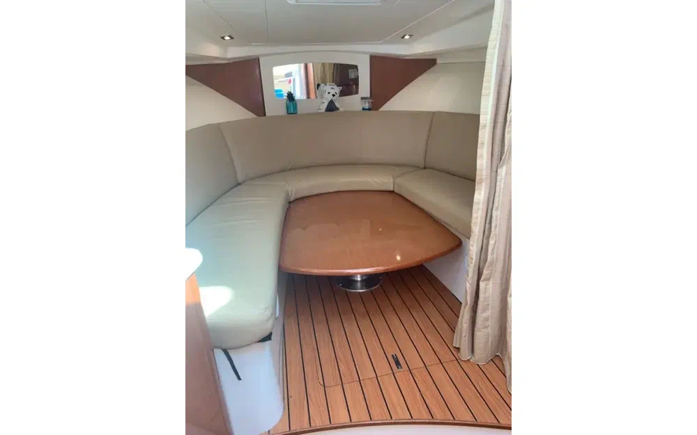 slider 18 Jeanneau Prestige 30 S