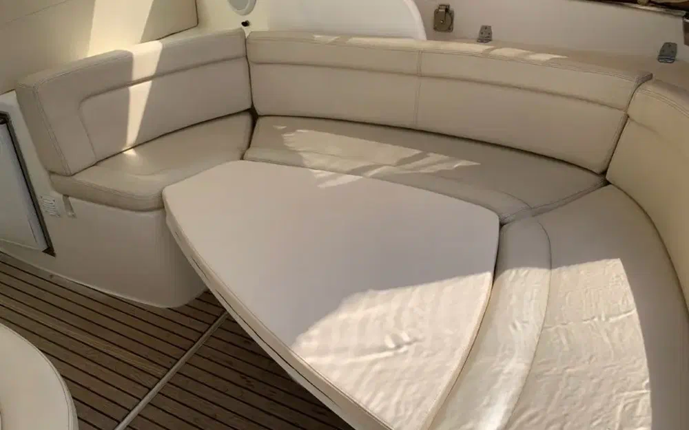 slider 23 Jeanneau Prestige 30 S