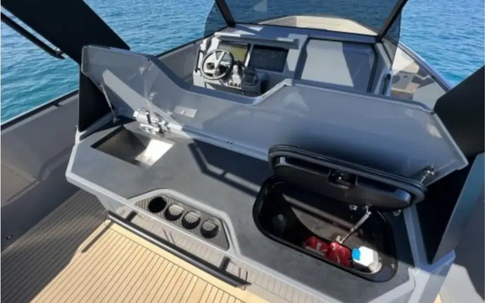 slider 11 Vanquish VQ 40