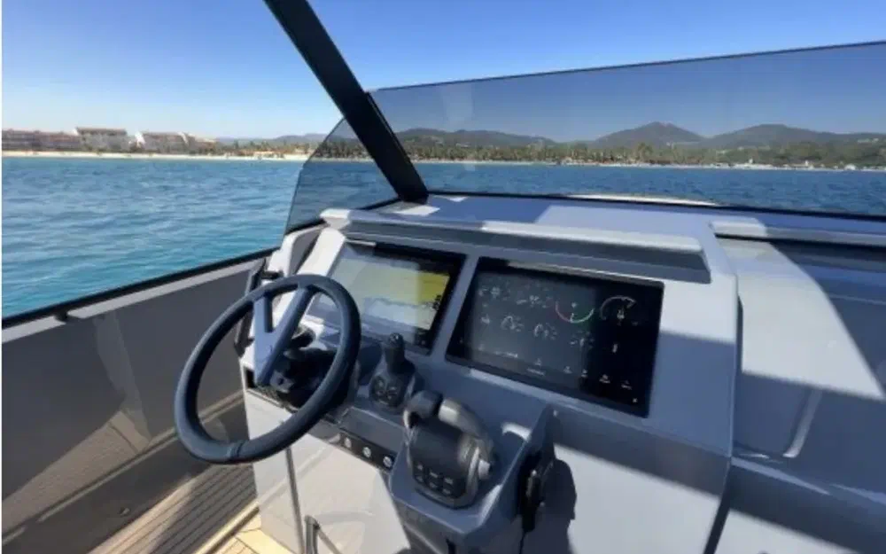slider 6 Vanquish VQ 40