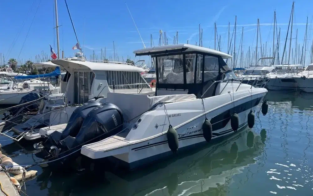 slider 0 Jeanneau Cap Camarat 10.5 WA