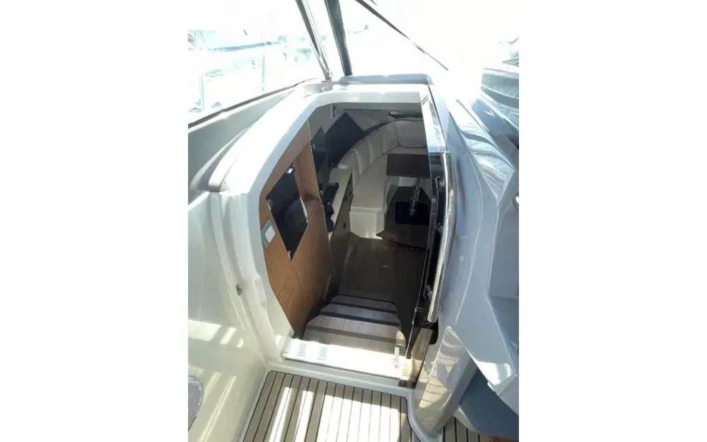 slider 9 Jeanneau Cap Camarat 10.5 WA