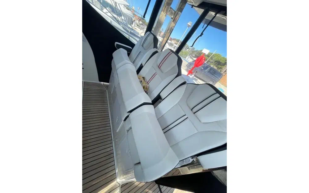 slider 3 Jeanneau Cap Camarat 10.5 WA