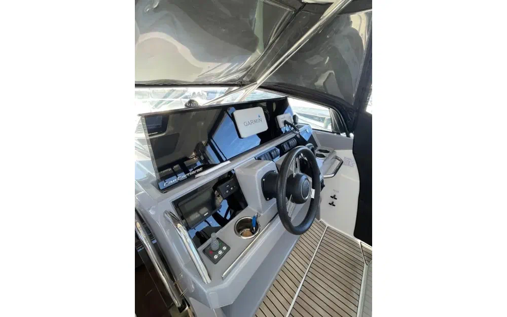 slider 8 Jeanneau Cap Camarat 10.5 WA